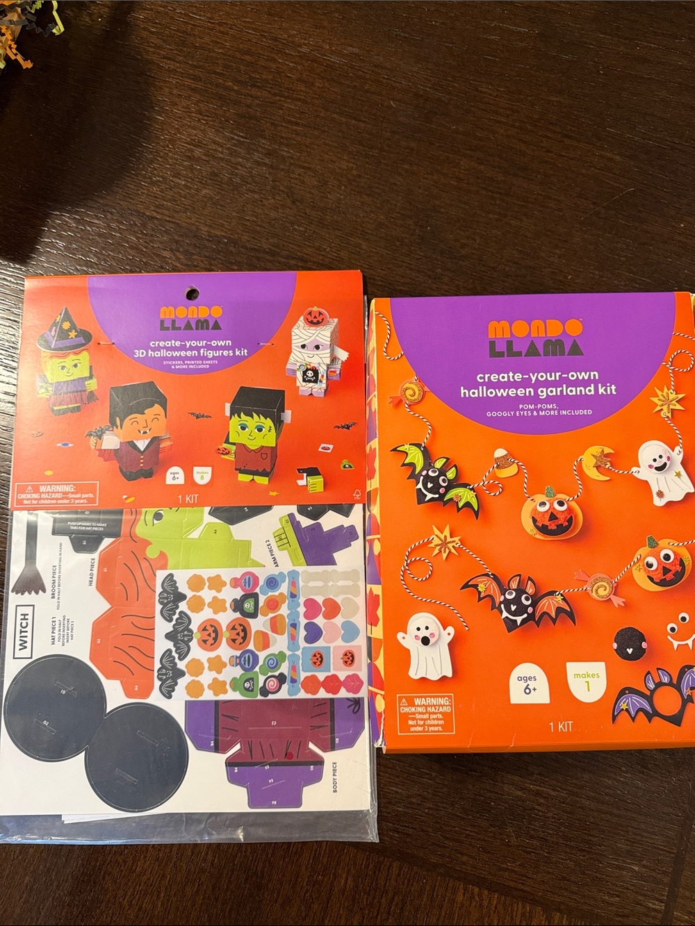 Mondo Llama Halloween Craft Kits